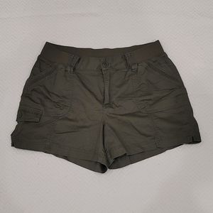 Maurice's Size 16 Olive Green Shorts